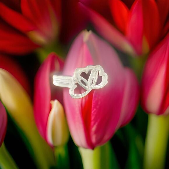 Tiffany & Co Estate Triple Heart Ring Size 6 Sterling Silver 2.2 Grams TIF809 - Picture 3 of 13